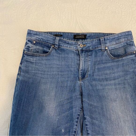 Talbots Flawless Five Pocket size 12 Boyfriend Medium Wash Jeans - Picture 3 of 9
